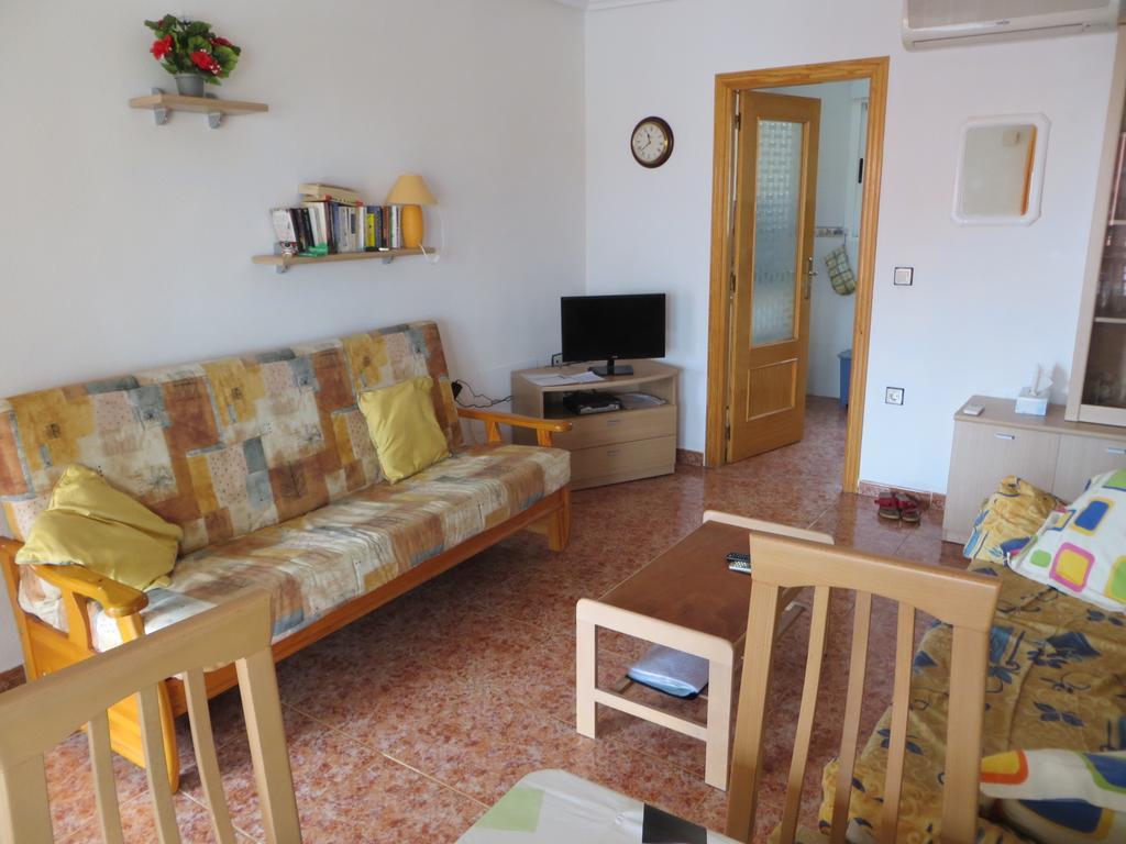 La Herrada Los Montesinos Room photo
